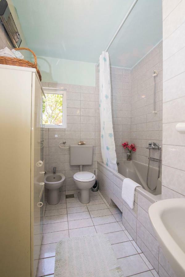 Apartments Palma Jelsa  Ngoại thất bức ảnh